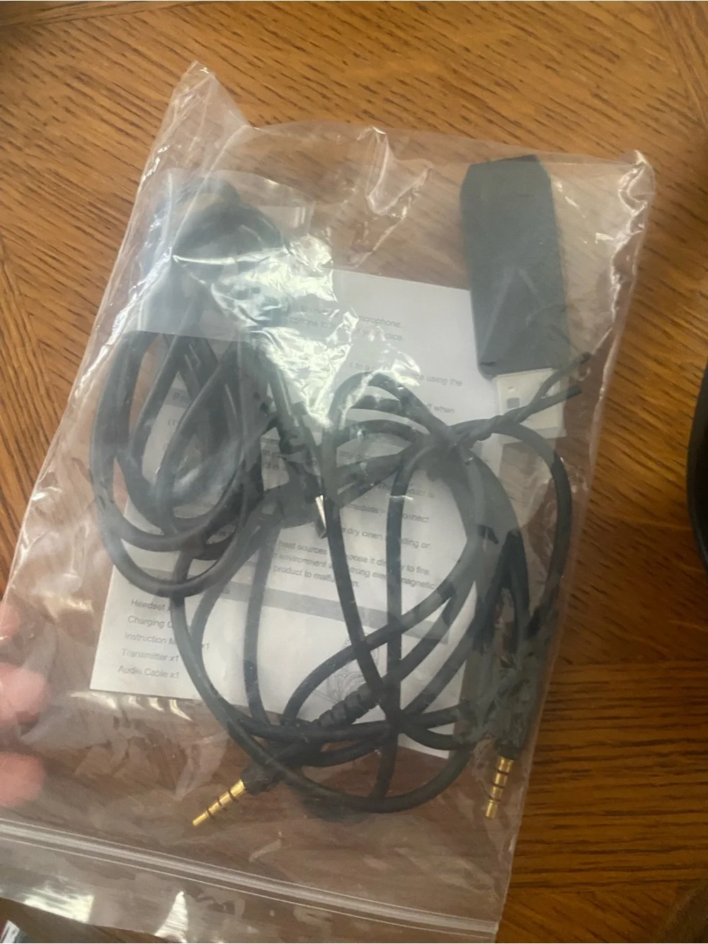 BRAND NEW Wireless LED Headset with Built-In Mic - Black